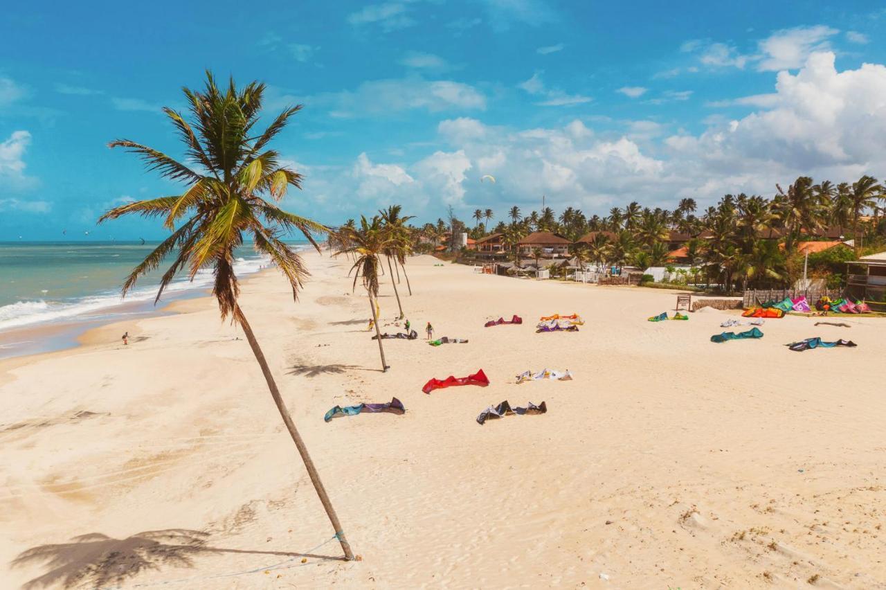 Windtown Beach Hotel Cumbuco Bagian luar foto