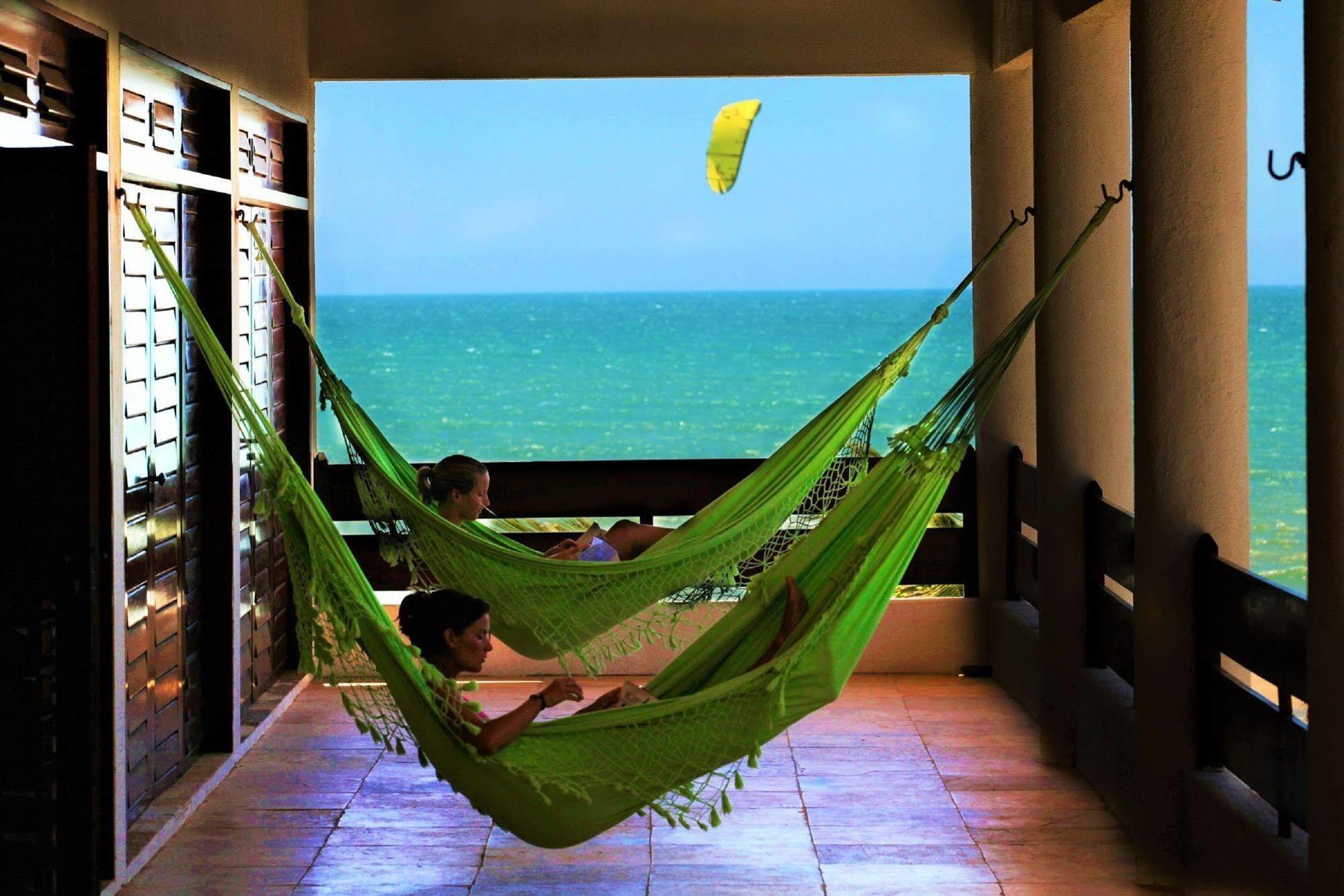 Windtown Beach Hotel Cumbuco Bagian luar foto